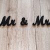 Dekorační nápis Mr & Mrs, černý