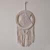 Macramé dekorace na kruhu